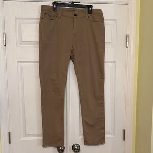 Banana Republic Khaki Traveler Pants 35x32